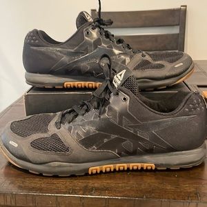 Size 13 Reebok nano 2.0, black gum